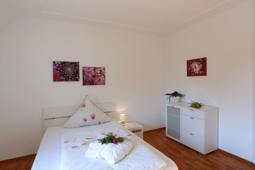 Landhotel Villa Moritz garni Oberahr Camera foto