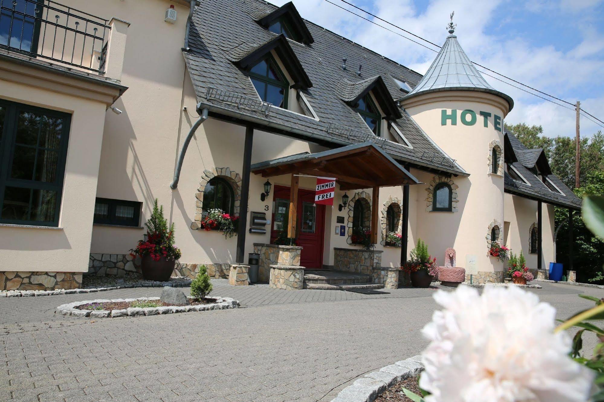 Landhotel Villa Moritz garni Oberahr Esterno foto